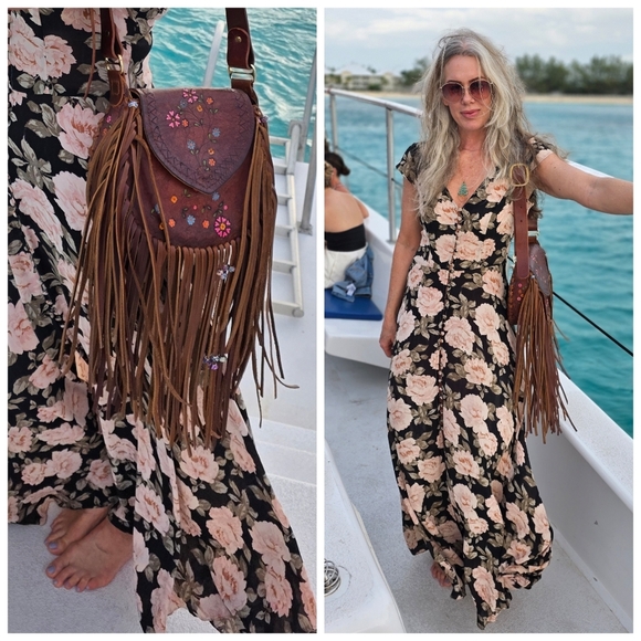 Handmade Tooled Leather Fringe Bag - Picture 5 of 12